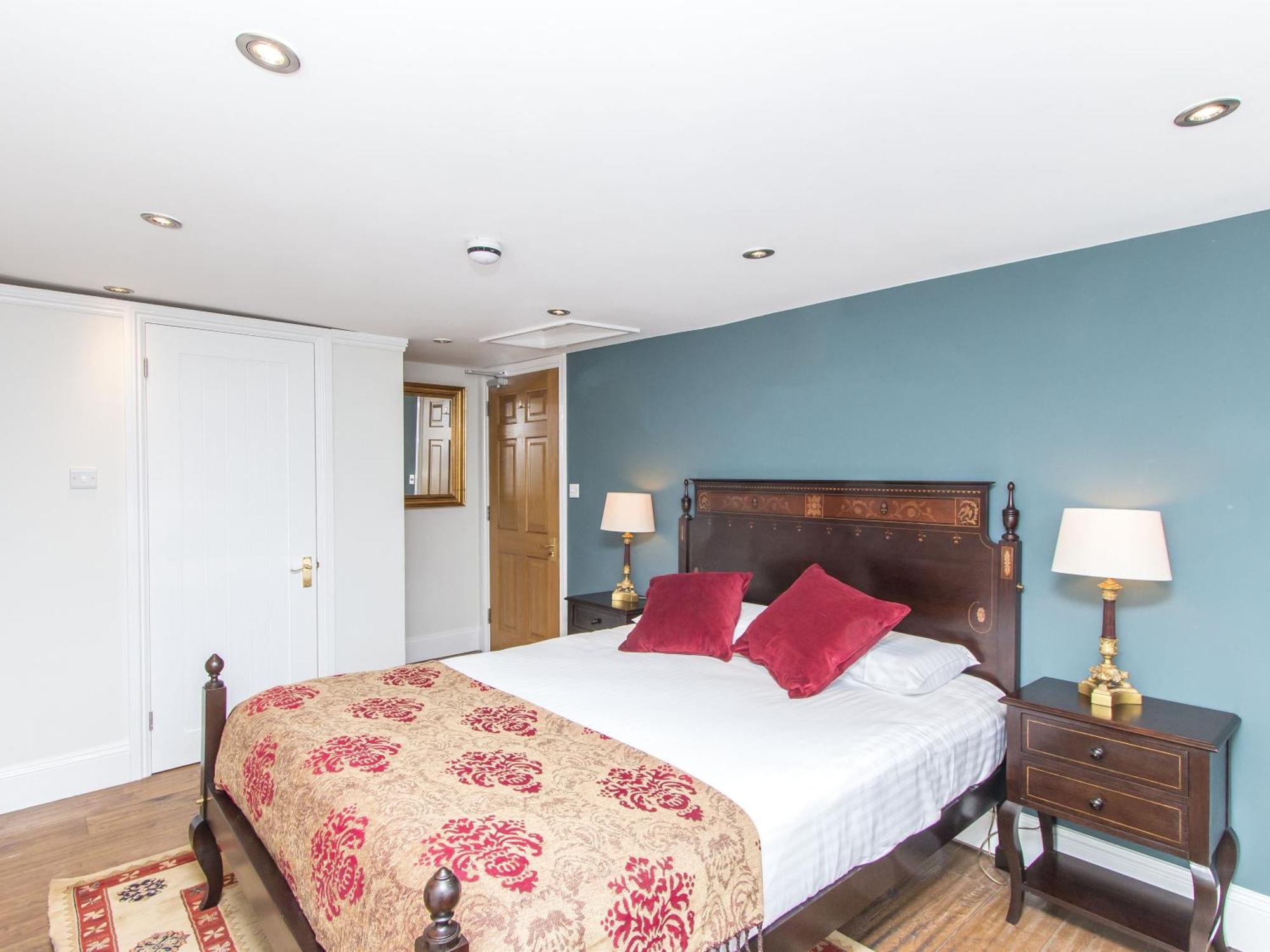 3 Berkeley Square Guesthouse Bristol Ruang foto